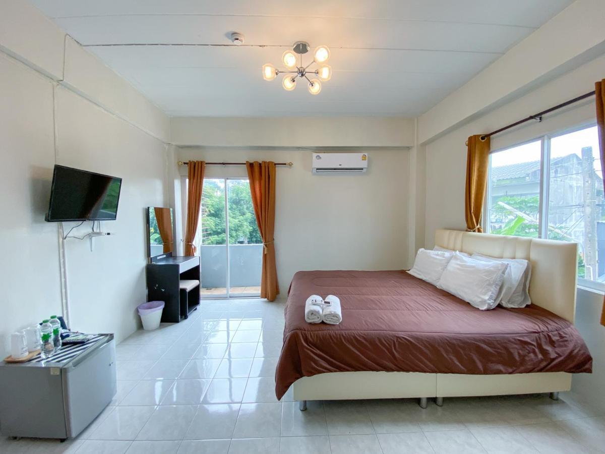 Uh Hostel Bangsaen Extérieur photo